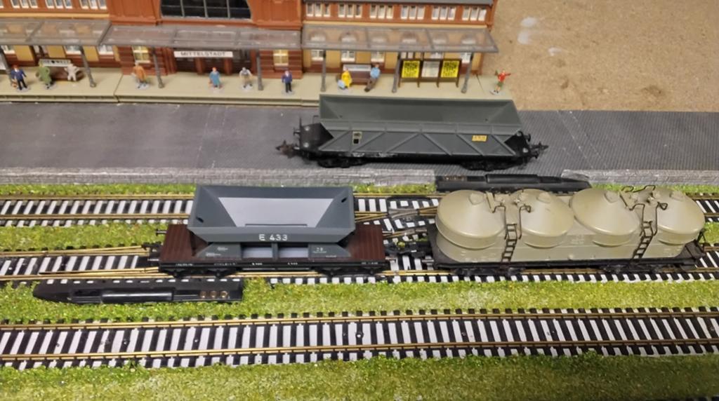 2x Oude fleischmann wagons de derde gratis
Zie foto's voor e, Hobby en Vrije tijd, Modeltreinen | H0, Gebruikt, Gelijkstroom, Fleischmann