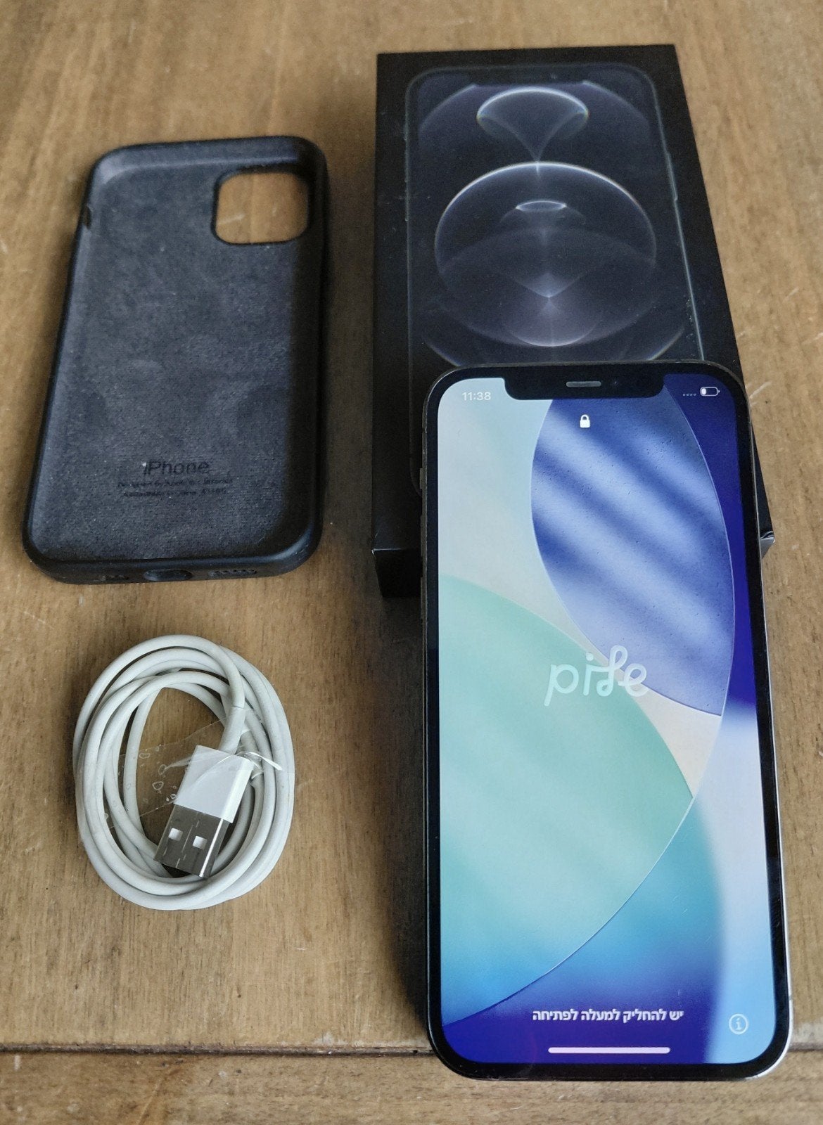 iPhone 12 Pro met rubberen hoes (Grafiet), Telecommunicatie, Mobiele telefoons | Apple iPhone, Ophalen, Zwart, IPhone 12 Pro, Zonder simlock