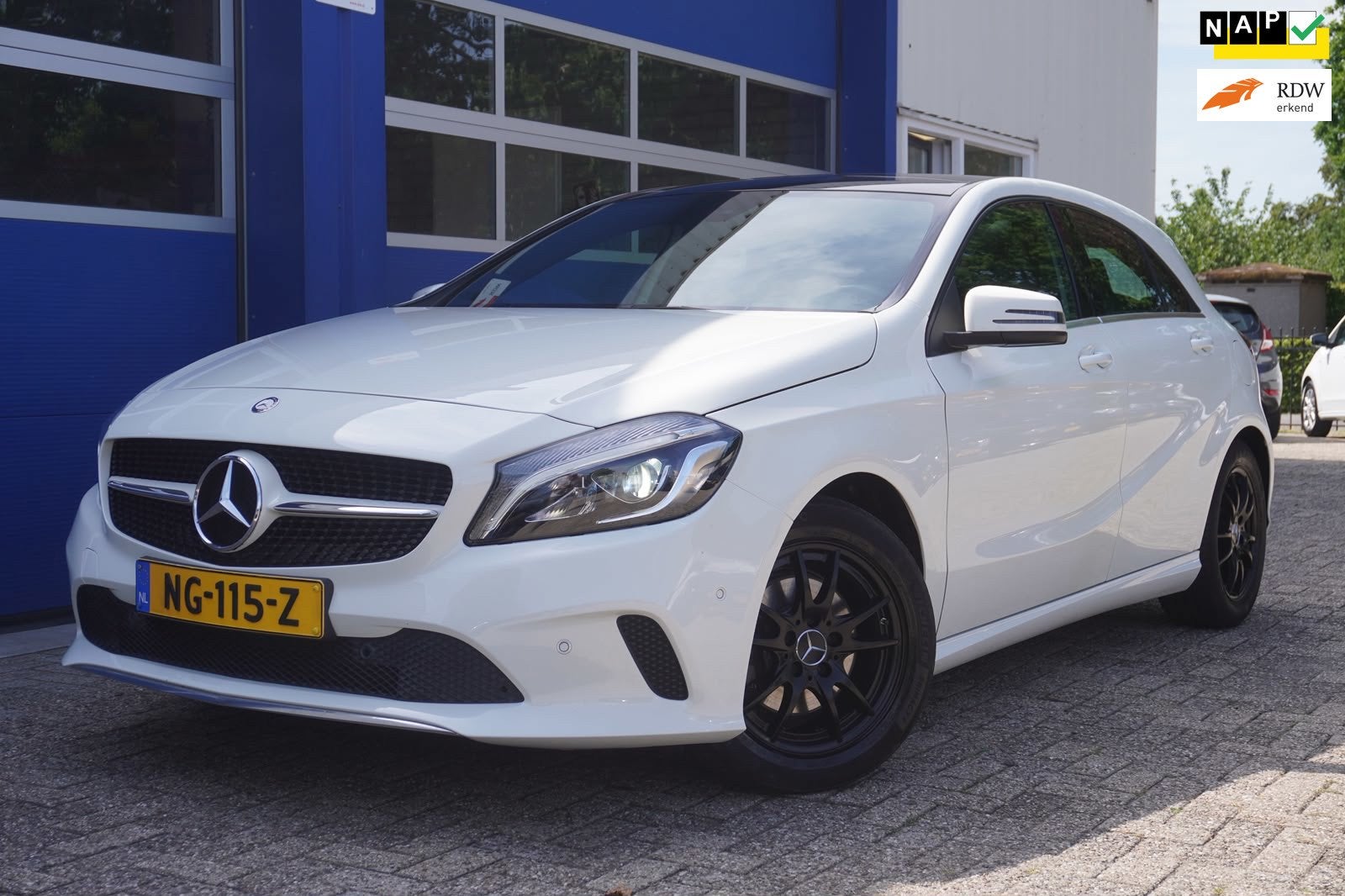 Mercedes-Benz A-klasse 180 Ambition, Auto's, Mercedes-Benz, Gebruikt, 4 cilinders, Leder en Stof, 19 km/l
