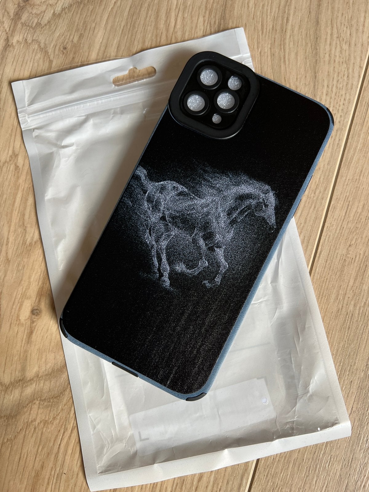 Hoesje apple i-phone 11 pro max paard, Telecommunicatie, Ophalen of Verzenden, Zo goed als nieuw