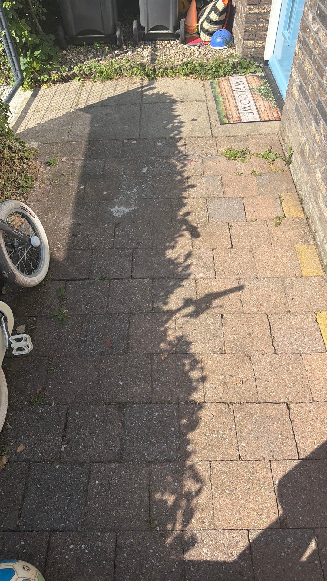 Voortuin tegels gratis 25 meter, Ophalen, Gebruikt, Beton, Terrastegels