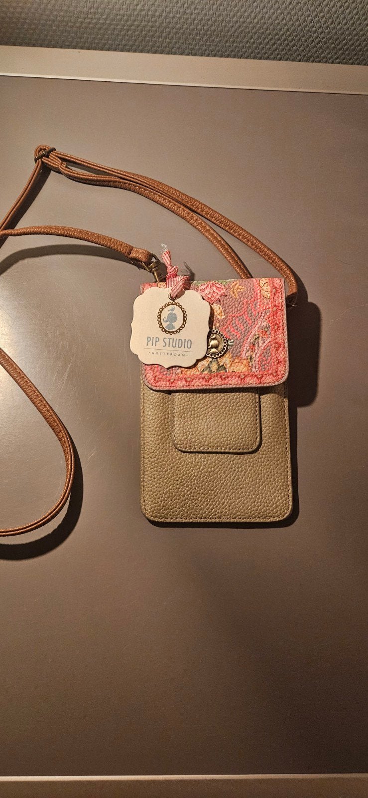 PIP Studio Telefoontasje/Schoudertasje - Nieuw met label, Ophalen of Verzenden, Nieuw, Beige, Schoudertasje