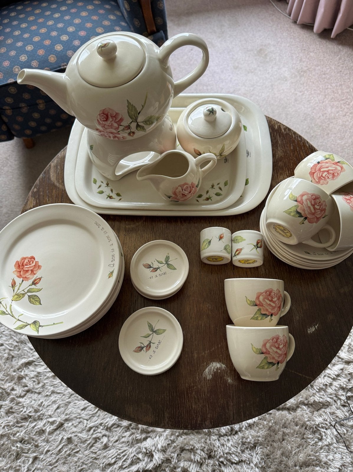Servies Jet Ter Steege met rozen, Ophalen