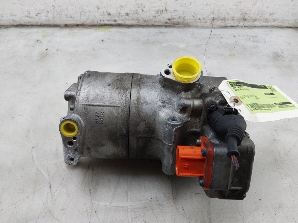 Airco Pomp Audi A6 Avant (C8) (2020-05/..) 4G0816797D, Gebruikt, Auto-Union-Straße  1, Ingolstadt 85057, , Duitsland, Info@audi.de