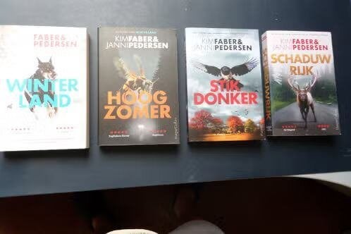 Faber & Pedersen serie - 4 boeken - ZGAN - €10,00, Ophalen, Zo goed als nieuw, Diverse auteurs, Nederland