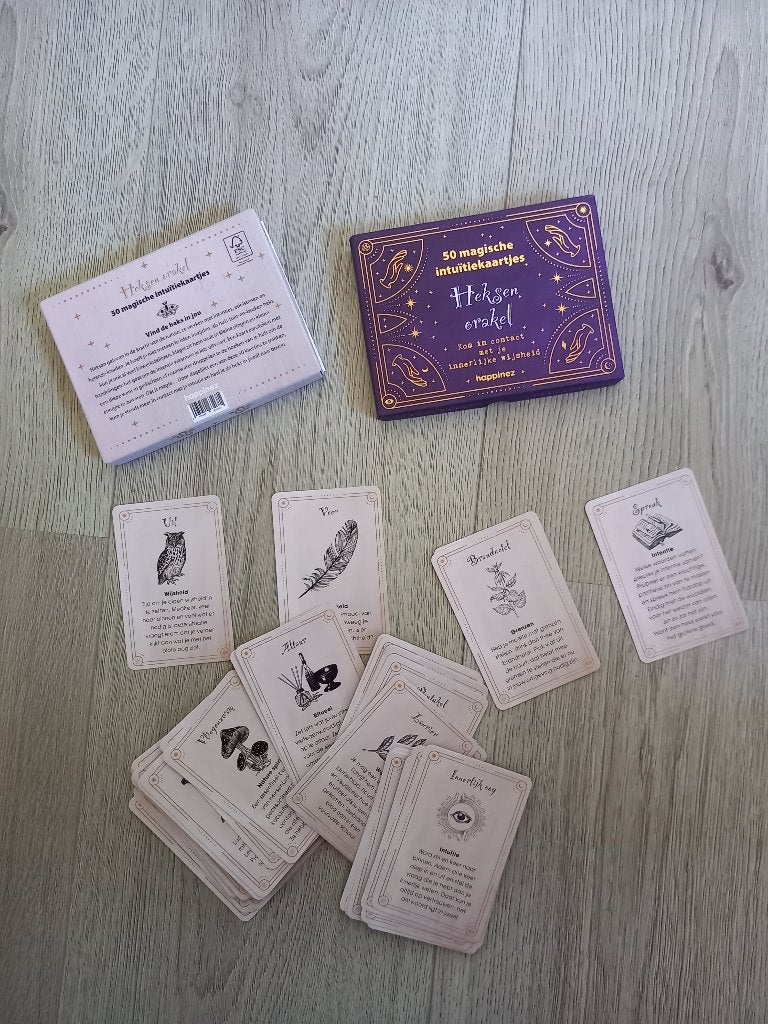 Heksen Orakel / Heksenorakel  - Happinez, Ophalen of Verzenden, Zo goed als nieuw, Tarot of Kaarten leggen, Overige typen