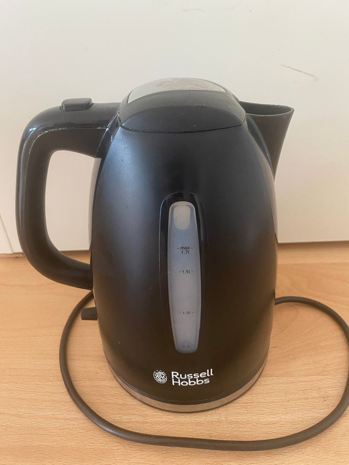 Russel Hobbs waterkoker 1,7 liter maximaal, Witgoed en Apparatuur, 1 tot 2 liter, Ophalen of Verzenden, Zo goed als nieuw, Rvs