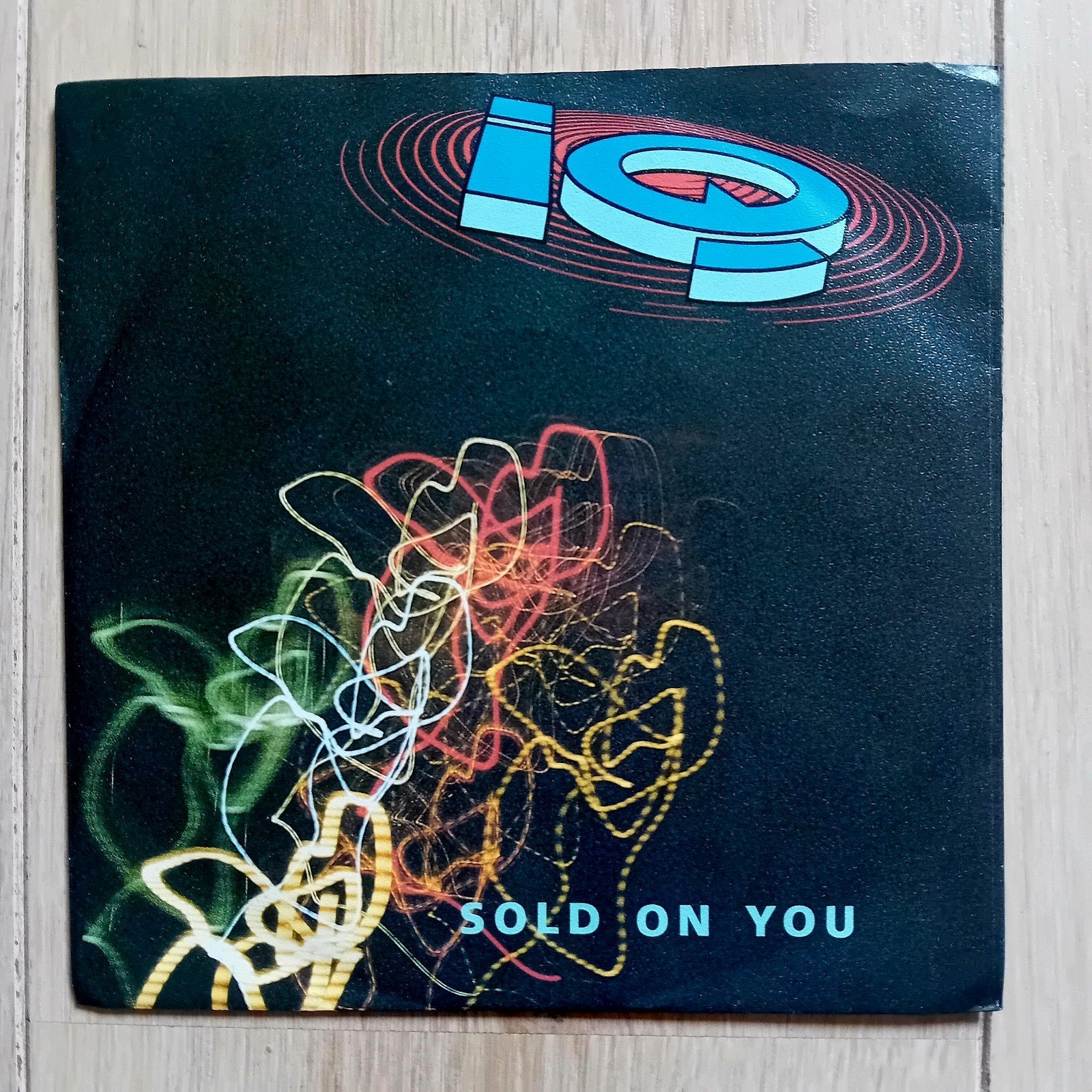 IQ - Sold on you single 7" prog rock metal, Cd's en Dvd's, Ophalen of Verzenden, Gebruikt, Rock en Metal