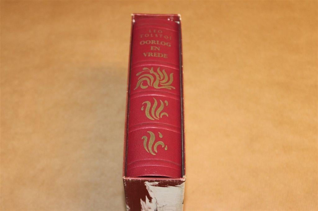 Oorlog en Vrede — Roman van L.N. Tolstoi — ca. 1959, Ophalen of Verzenden, Gelezen
