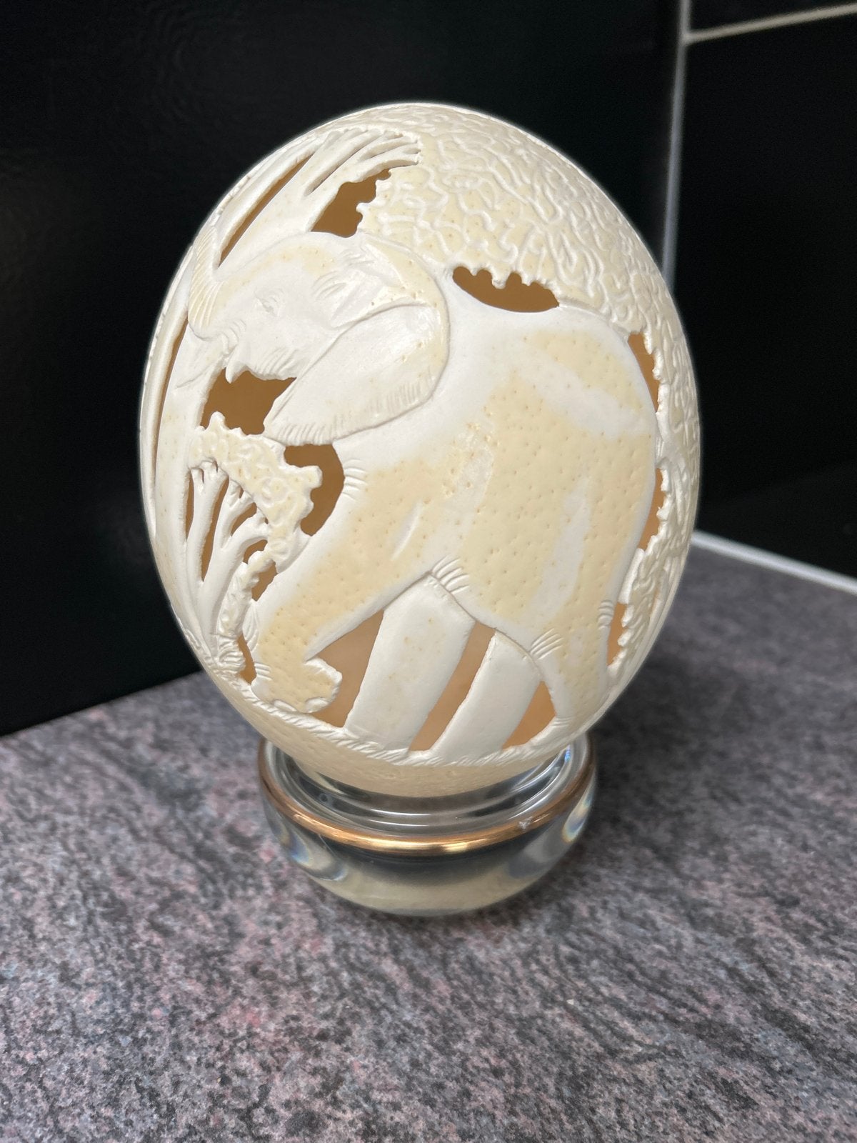Gegraveerd Struisvogelei met Olifantenmotief, Ophalen of Verzenden
