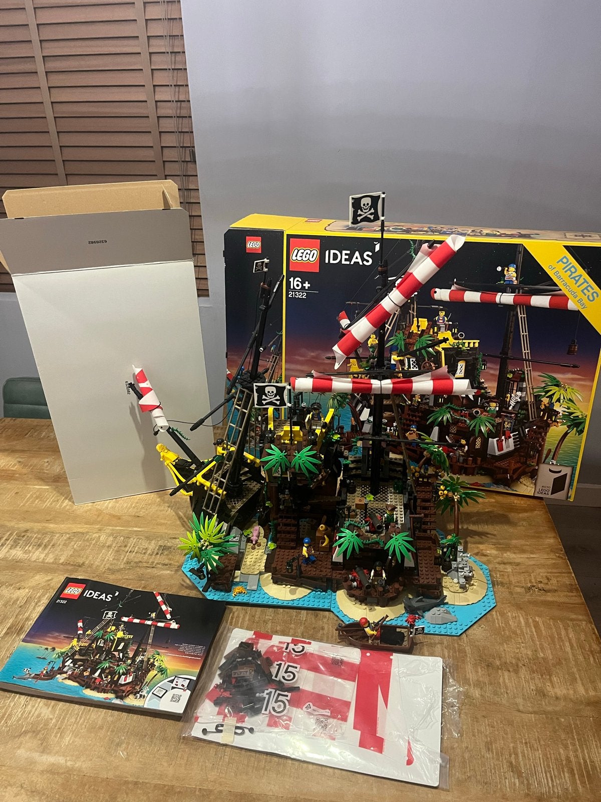 LEGO Ideas 21322 Piraten van Barracuda Baai - 100% Compleet, Ophalen of Verzenden, Zo goed als nieuw