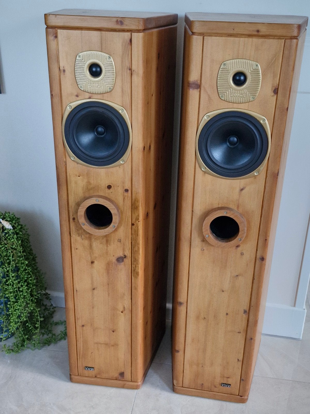 Tannoy zelfbouw luidsprekers, Ophalen