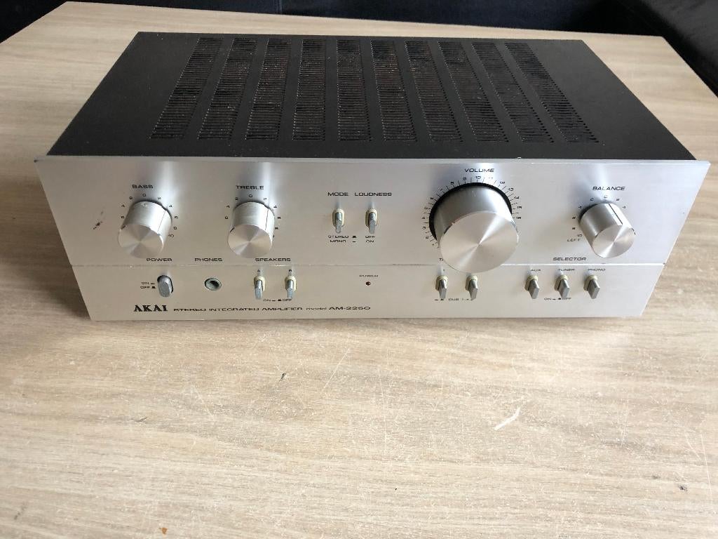 Akai AM-2250 Stereo Versterker Vintage, Ophalen, Gebruikt, 120 watt of meer, Overige merken