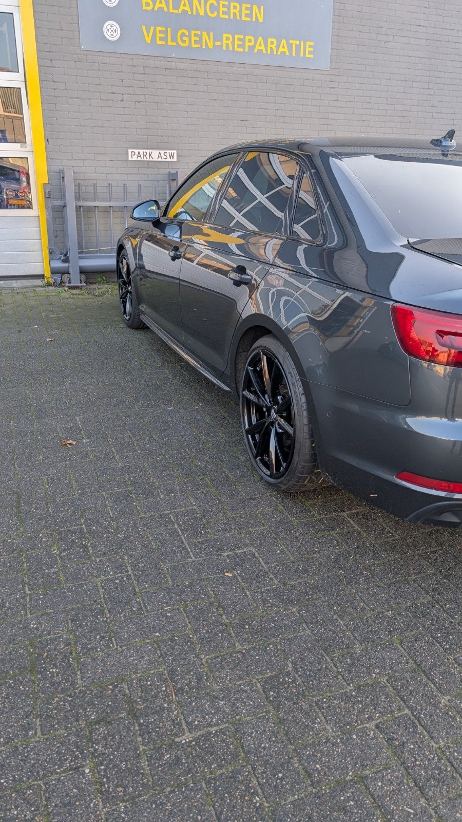 Foto 9 van Audi A4 3.0 V6 TDI 272PK Quattro | 3x S-Line | MOTORSCHADE