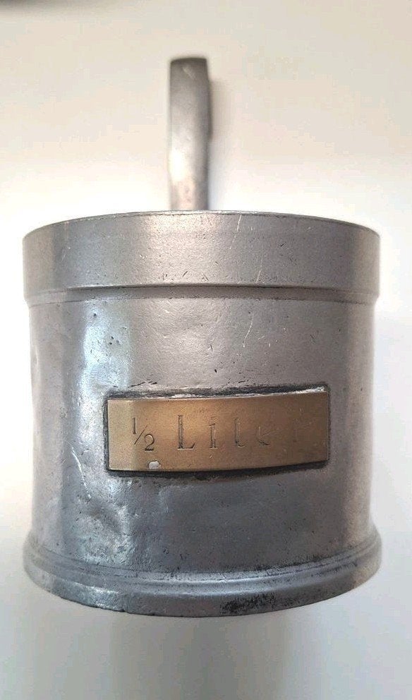 Halve liter maat, uitgevoerd in tin, Ophalen of Verzenden