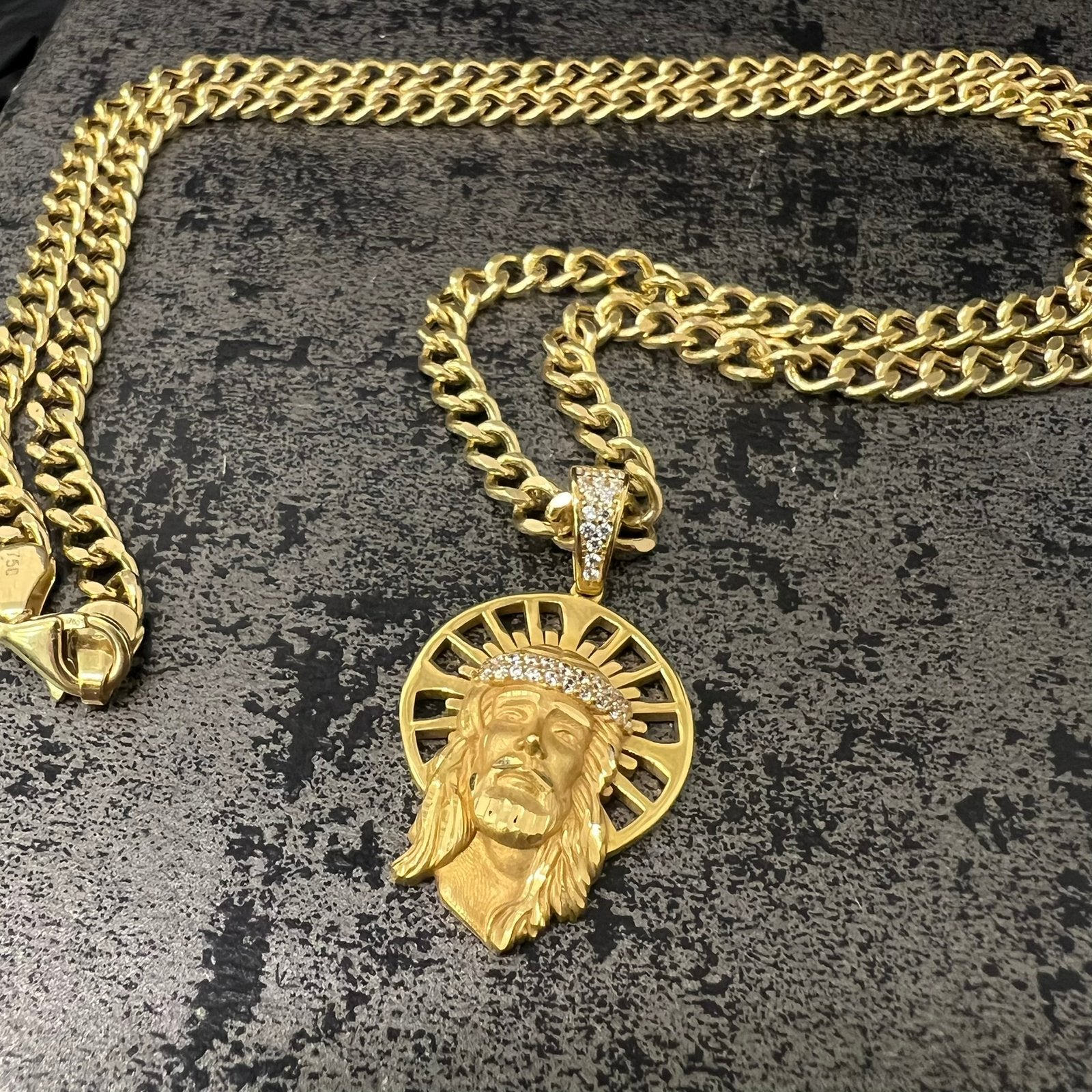 18k gouden ketting cuban schakel met jezus hanger, Ophalen of Verzenden, Nieuw, Goud