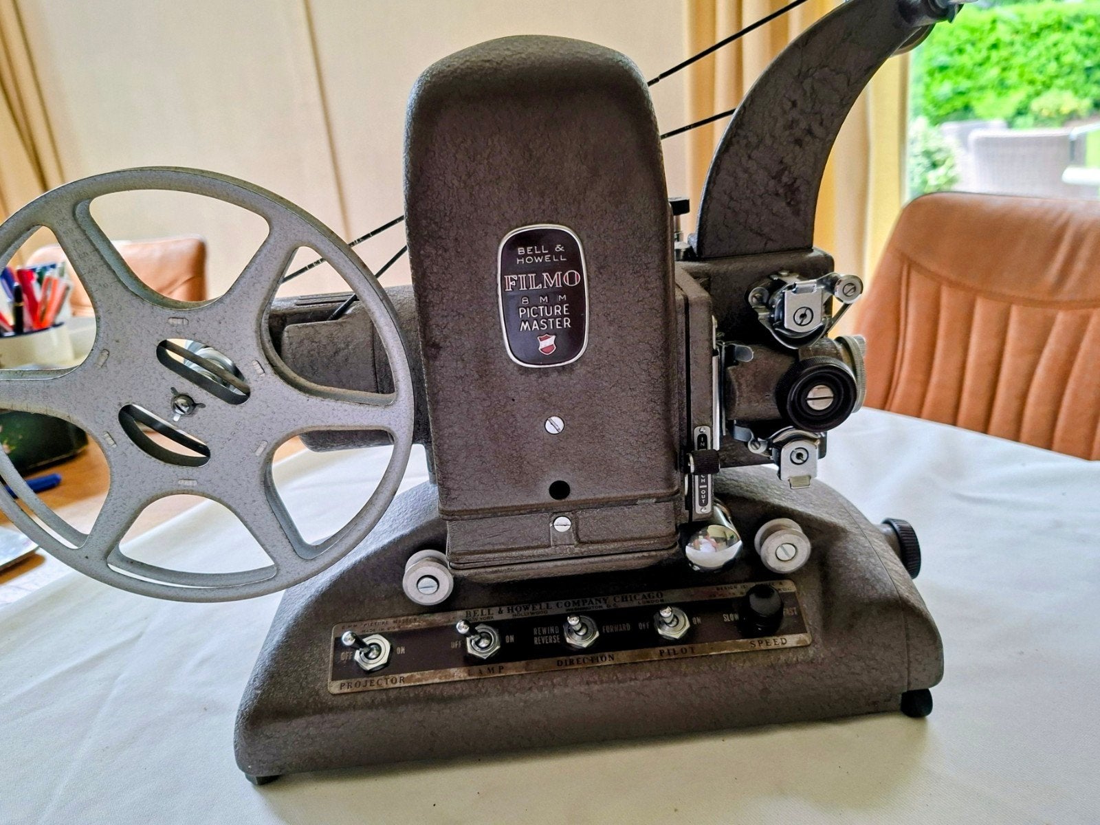 Te koop: Bell  & Howell 8mm filmprojector Filmo, Ophalen, 8mm film