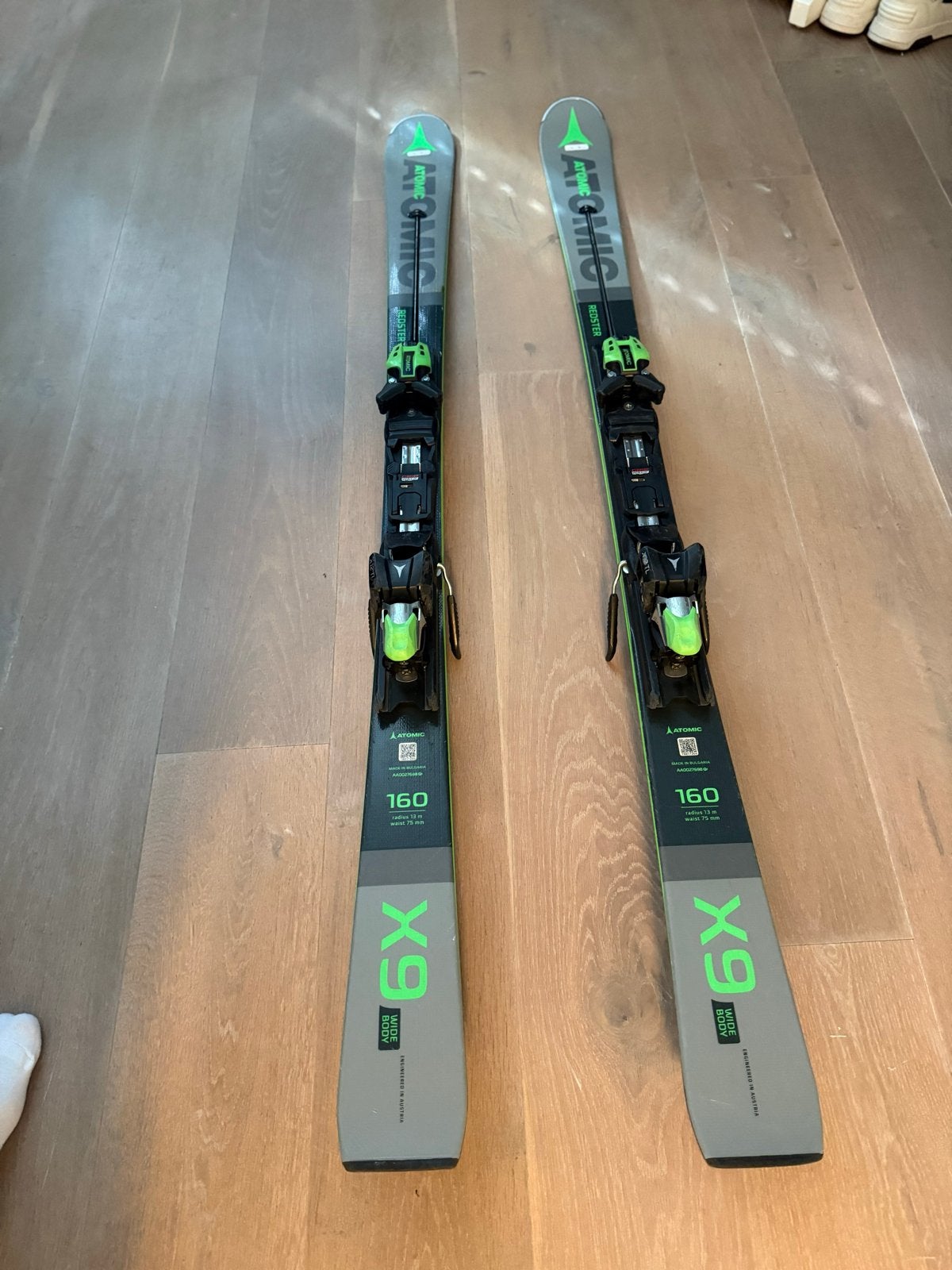 Atomic Redster X9 WB Ski's 160 cm met bindingen, Ophalen, 160 tot 180 cm, Gebruikt, Carve