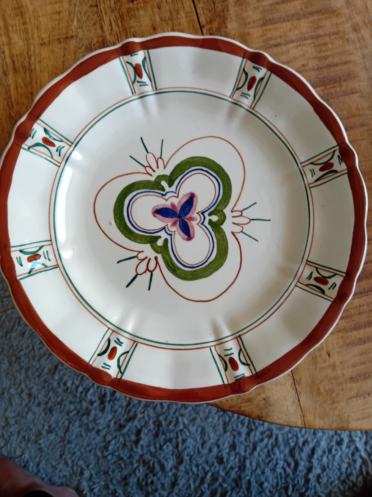 Antiek decoratief bord met handgeschilderd patroon, Antiek en Kunst, Ophalen