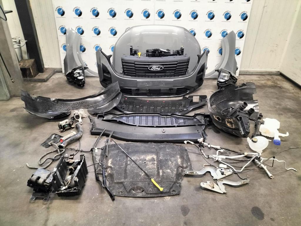 FORD TRANSIT COURIER TREND VOORKOP COMPLEET 2024, Ophalen of Verzenden, Gebruikt, Stiba lid