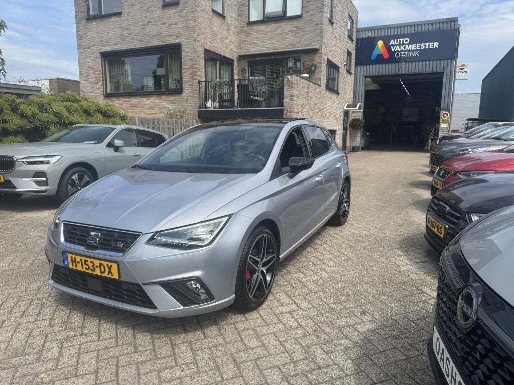 SEAT Ibiza 1.0 TSI FR BnsInt. (bj 2020), Auto's, Seat, Euro 6, 95 pk, Leder en Stof, Ibiza