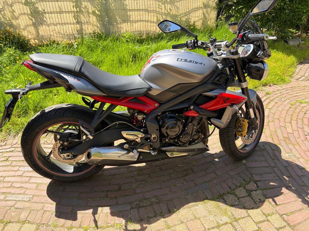 Triumph Street Triple R 675 - Naked Bike 2013, Motoren, Motoren | Triumph, Motorrijbewijs A, Gebruikt, 3 cilinders, Particulier
