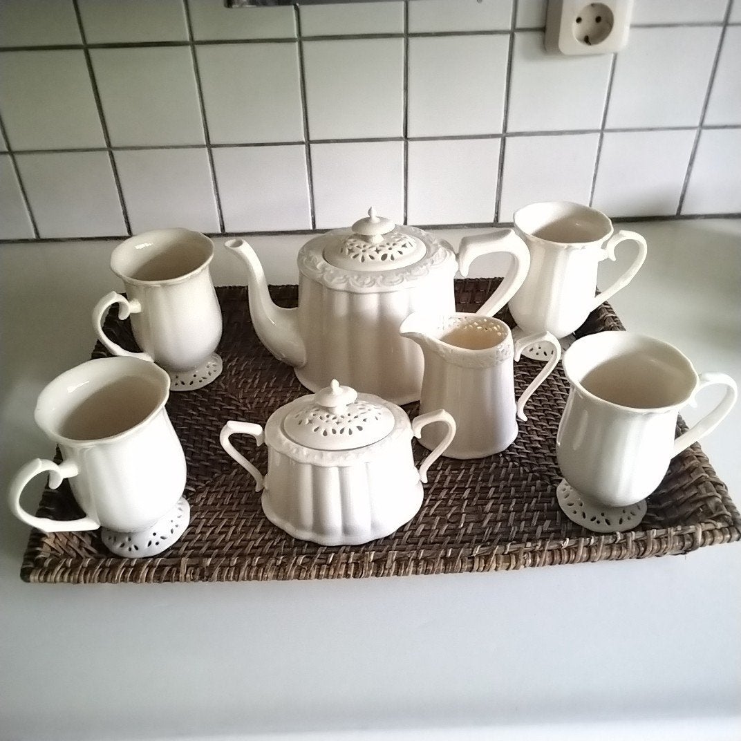 Engels ajour thee/koffieservies :Anne Nichols Stoke on Trent, Ophalen of Verzenden, Porselein, Overige stijlen, Overige typen