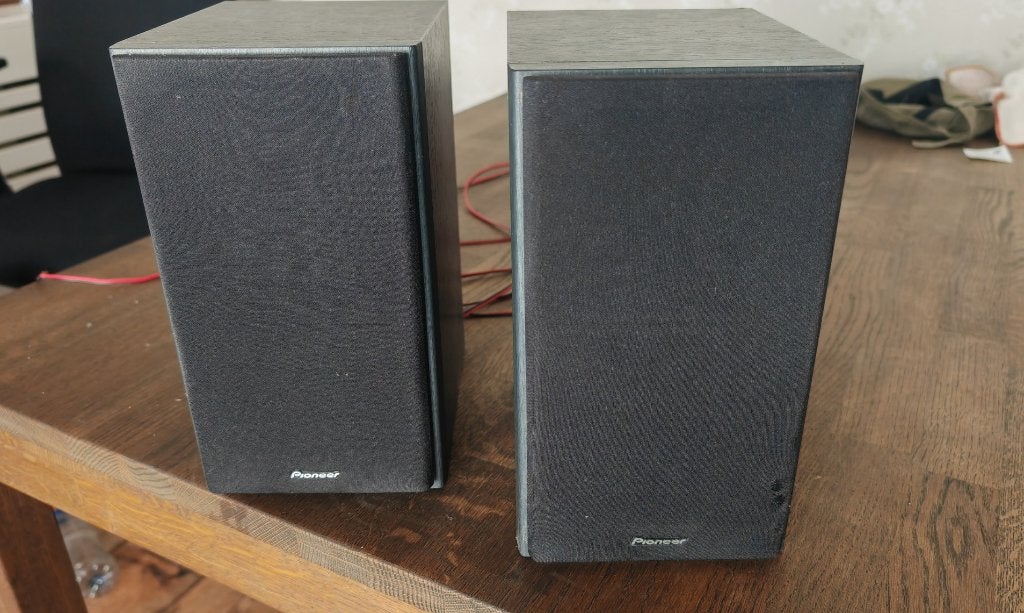 Pioneer speakers (S-HM50), Ophalen, Stereo speakers, Inclusief kabels, Zo goed als nieuw