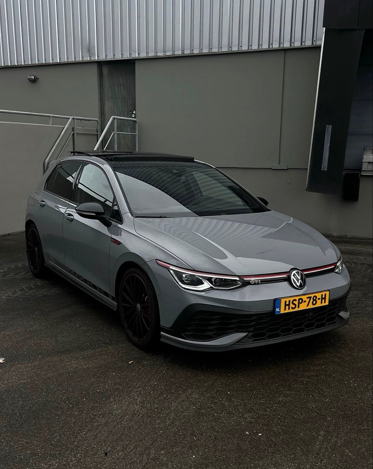 Volkswagen Golf 2.0 TSI OPF 221KW Dsg7 2022 Grijs, Auto's, Volkswagen, 4 cilinders, 1984 cc, 14 km/l, 301 pk