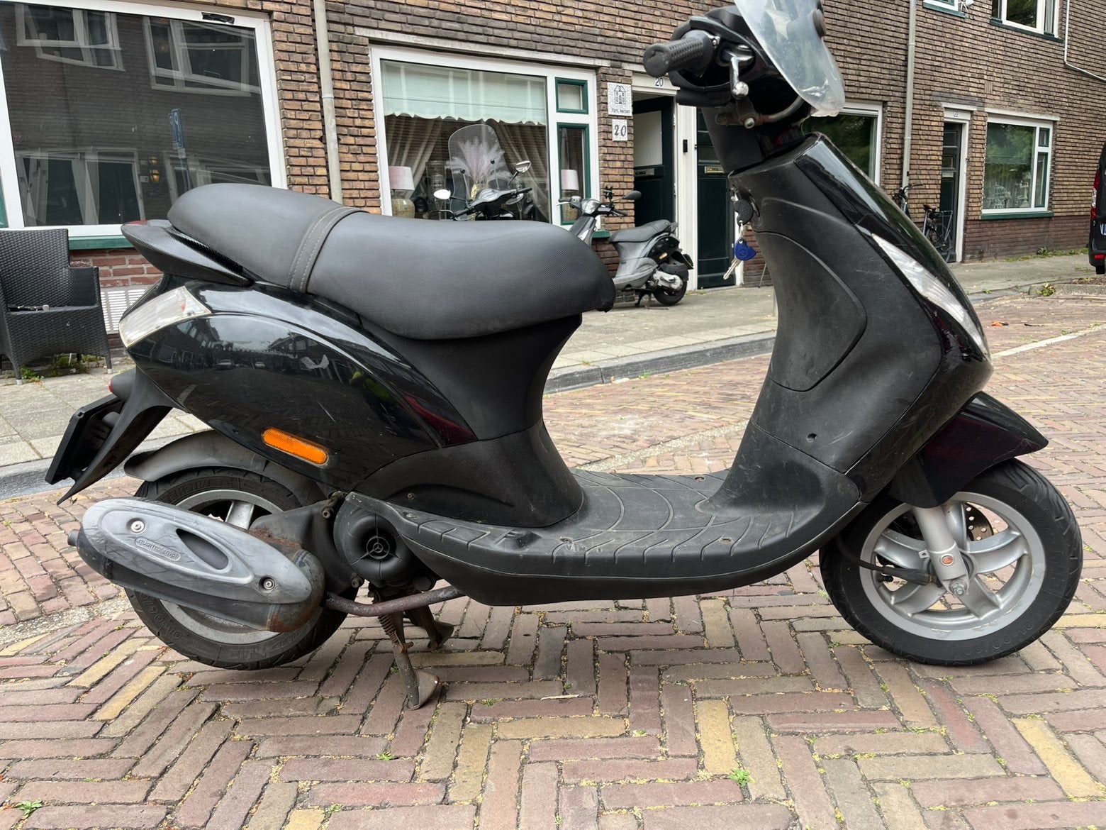 Zip 2009 snor., Fietsen en Brommers, Ophalen, Zo goed als nieuw
