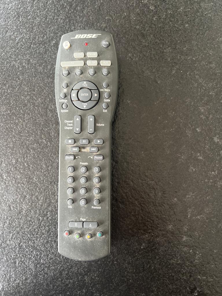 Bose Afstandsbediening - Universeel voor diverse apparaten, Audio, Tv en Foto, Afstandsbedieningen, Ophalen of Verzenden, Gebruikt