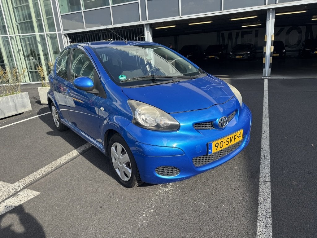 Toyota Aygo 1.0-12V Comfort Nav., Auto's, Euro 5, Gebruikt, 68 pk, Origineel Nederlands