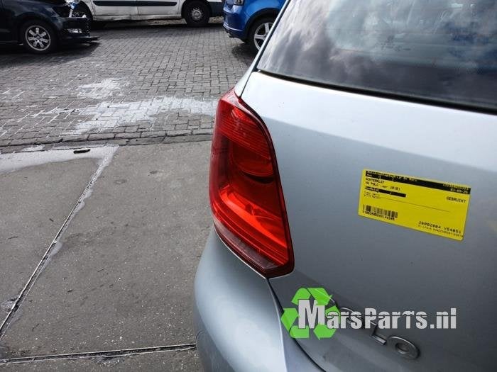Achterlicht links van een Volkswagen Polo, Gebruikt, -, Volkswagen, -