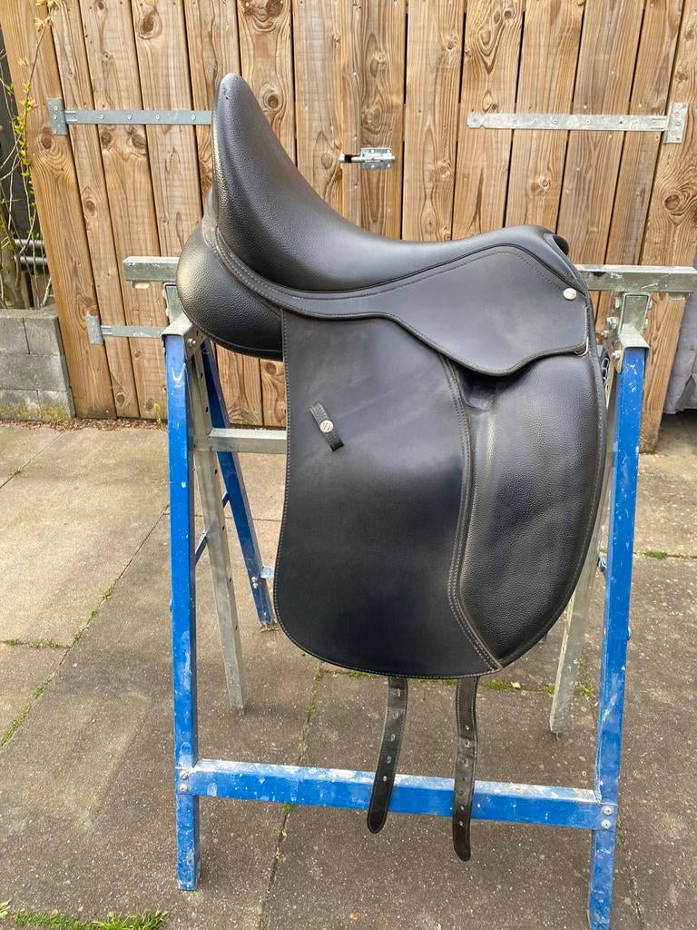 Wintec hart zadel, Dieren en Toebehoren, Paarden en Pony's | Zadels, Ophalen, Dressuur