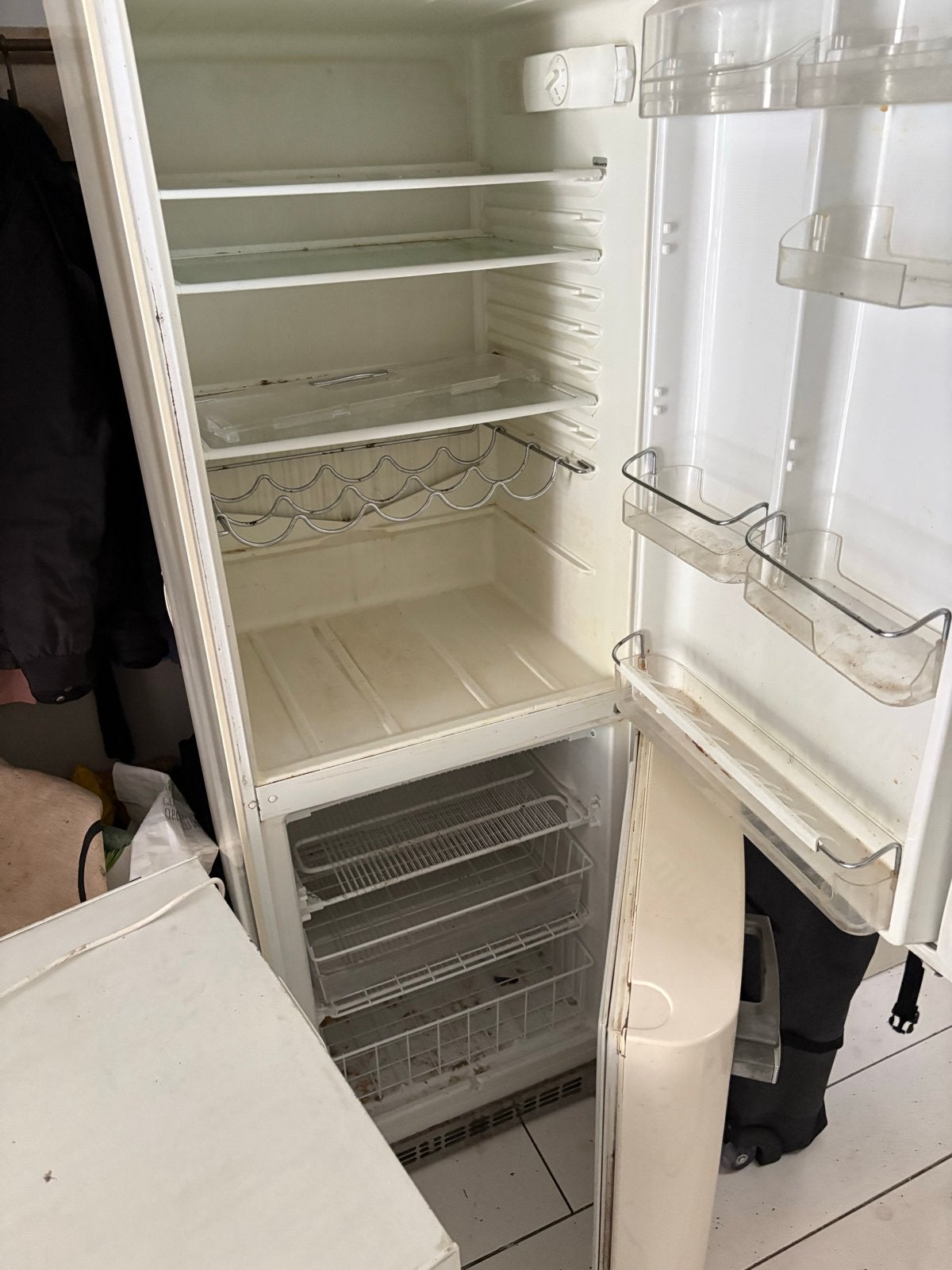 Smeg Koelkast met Aparte Vriezer - Crème. Is oud maar werk, Witgoed en Apparatuur, Koelkasten en IJskasten, Ophalen, Gebruikt