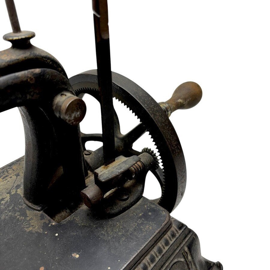 Antieke gietijzeren naaimachine, eind 19e eeuw, Ophalen of Verzenden