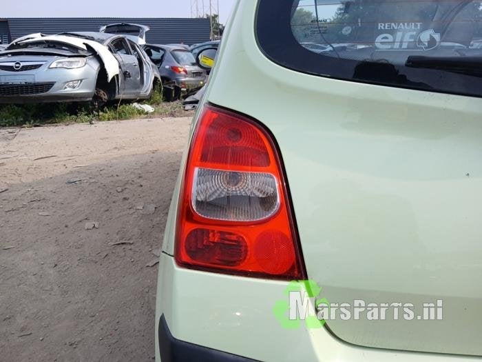 Achterlicht links van een Renault Twingo, Gebruikt, -, Renault, -