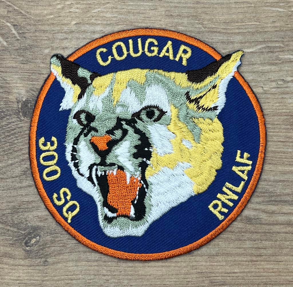 Te koop Patch Roaring Wildcats RNLAF 300 SQN Bleu/Orange, Verzenden, Zo goed als nieuw, Patch, Badge of Embleem