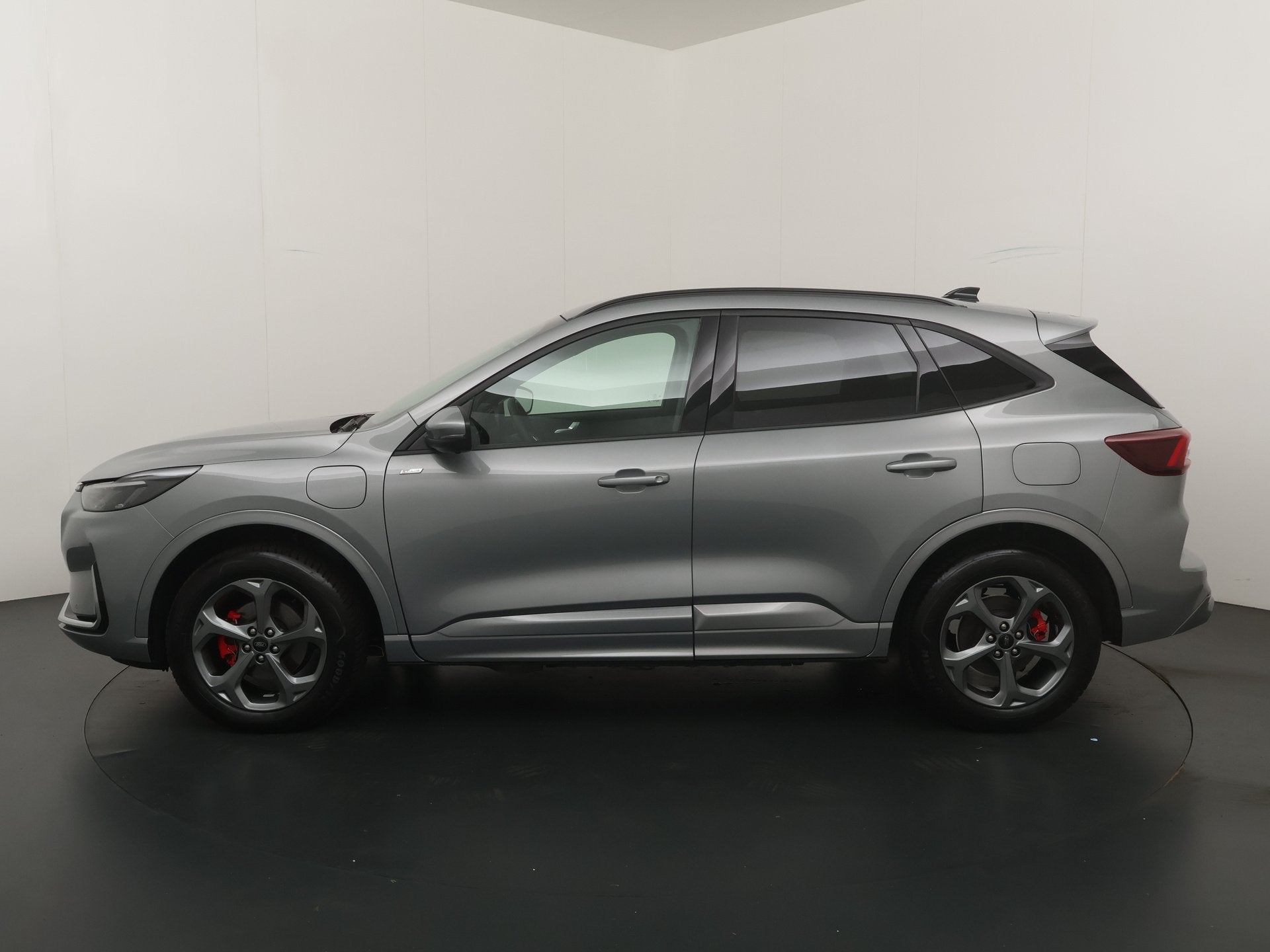 Ford Kuga 2.5 PHEV 243 pk ST-Line X I AGR stoelen | Adapt Cr, 12 maanden, 14 kWh, Gebruikt, Zwart