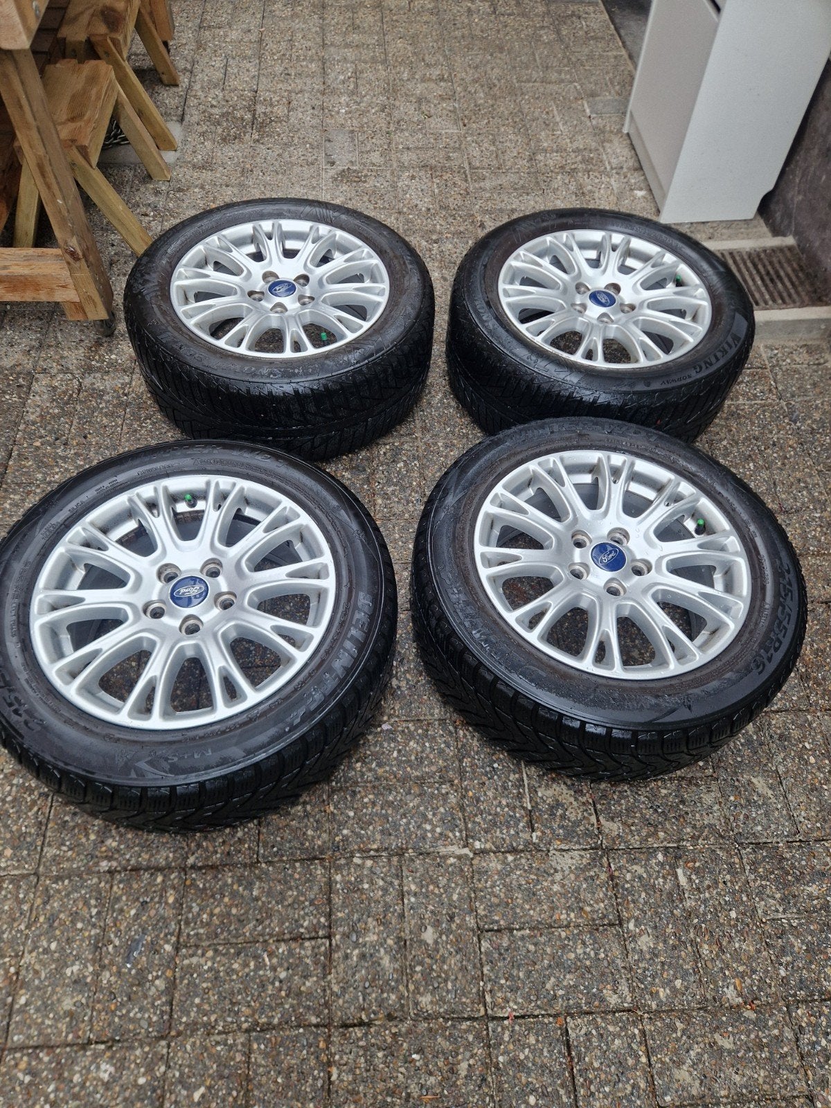 Winterbanden met Velgen, Ophalen, Ford