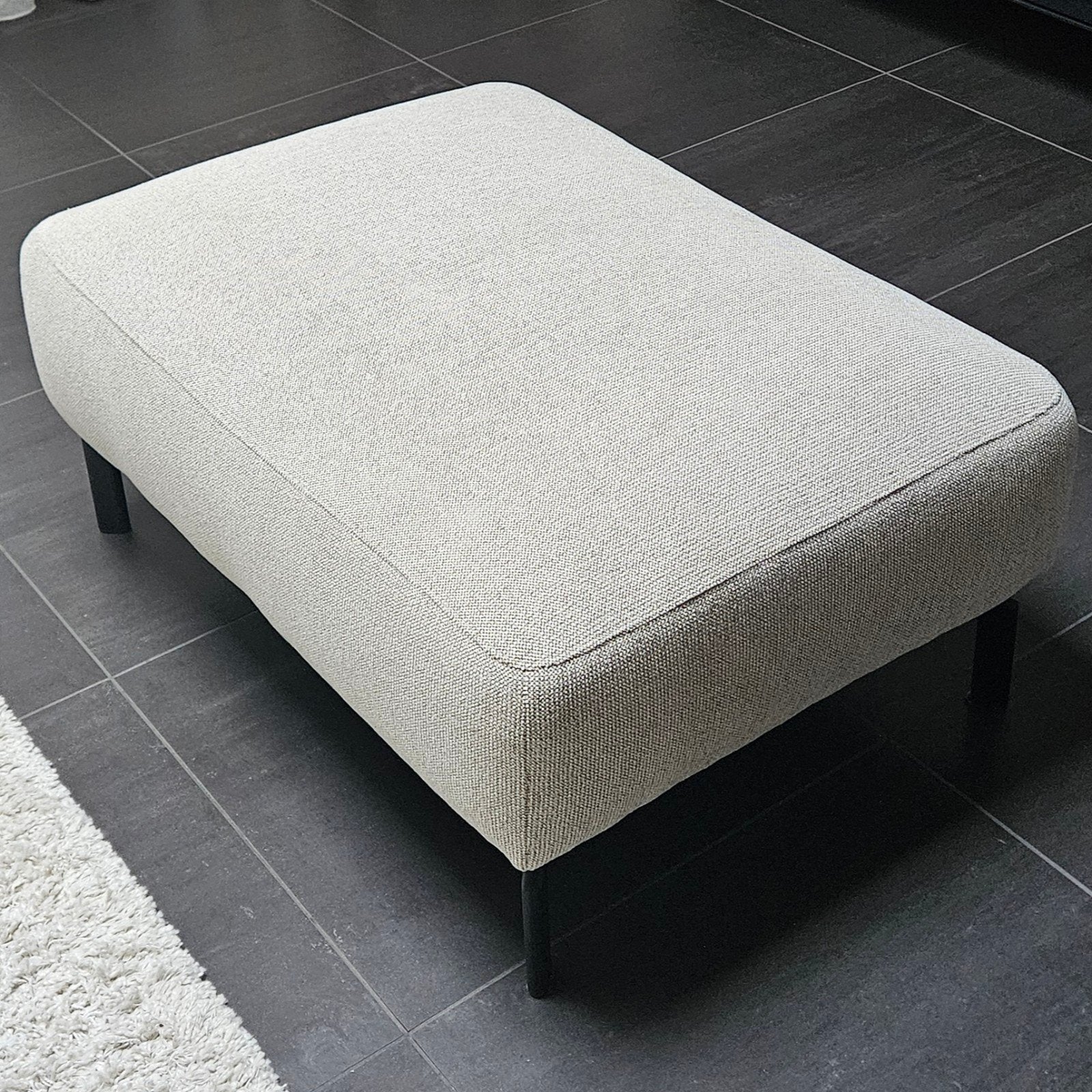 Hocker / poef / voetenbank Sanders Wonen (Orfeo) 95x65x46, Huis en Inrichting, Ophalen, 75 tot 100 cm, Zo goed als nieuw, Stof