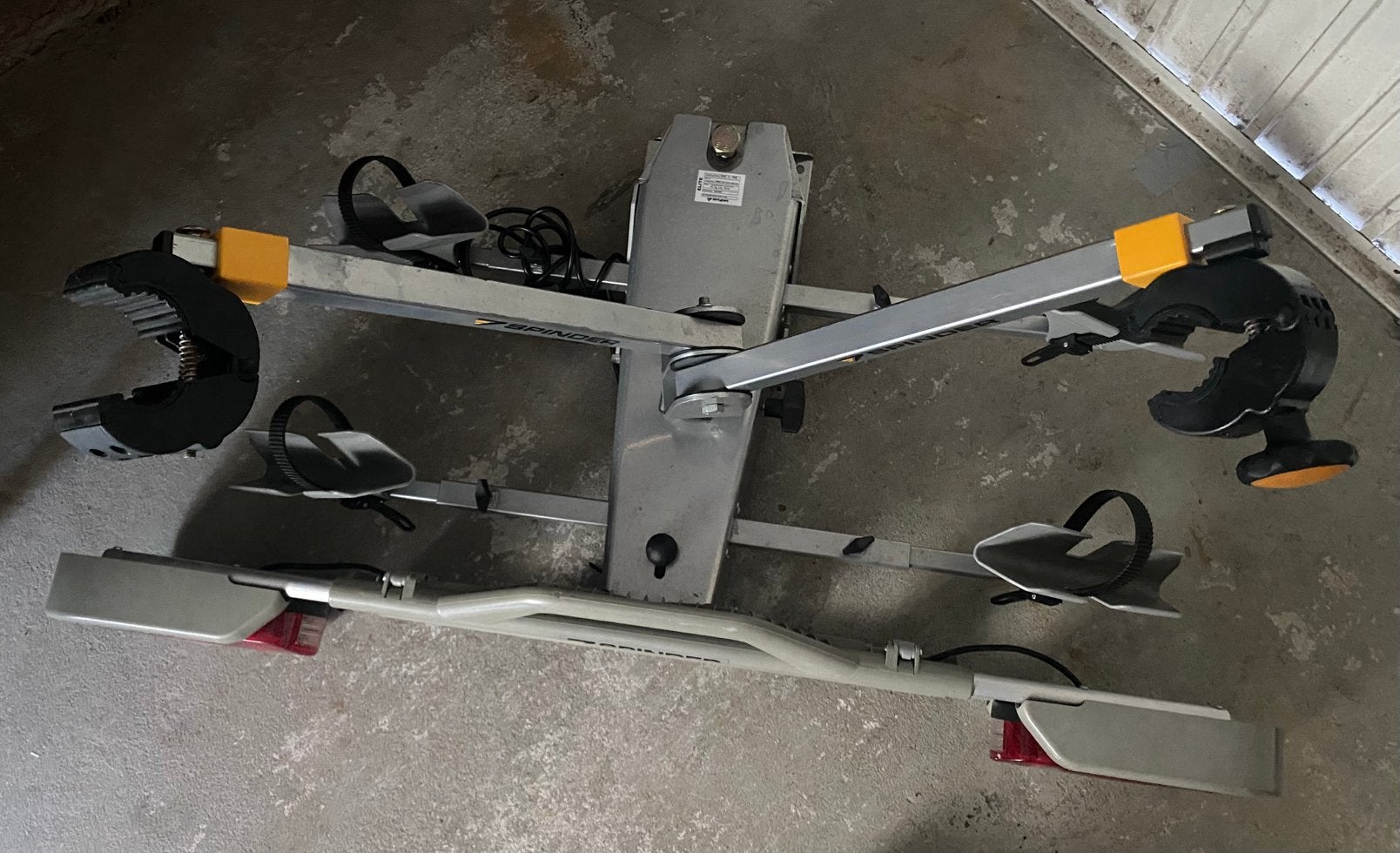 Spinder Falcon Elite fietsendrager, Auto diversen, Ophalen, 2 fietsen, Gebruikt, Trekhaakdrager
