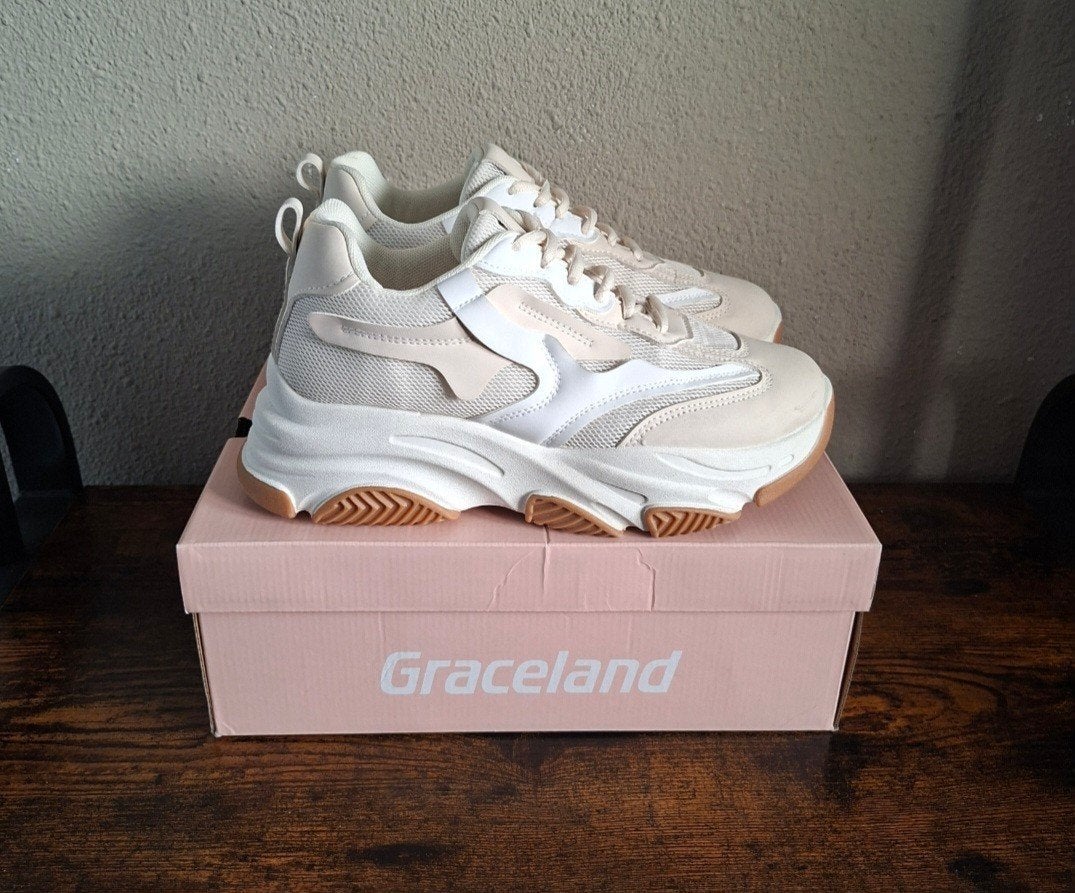 SNEAKER crème wit Maat 39, Wit, Nieuw, Ophalen of Verzenden, Sneakers of Gympen