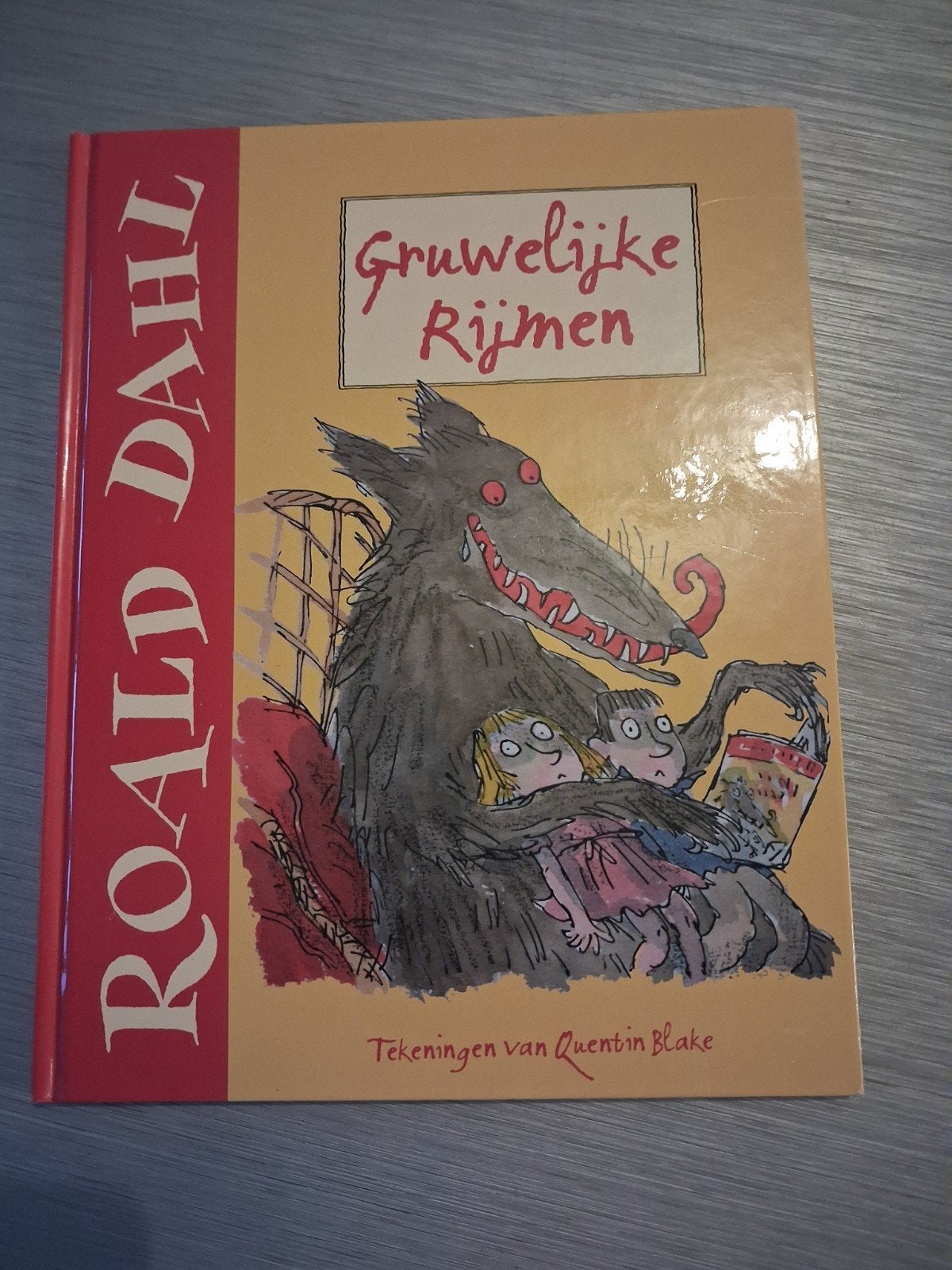 Gruwelijke Rijmen - Roald Dahl (Hardcover), Boeken, Ophalen of Verzenden, Zo goed als nieuw, Roald Dahl, Sprookjes