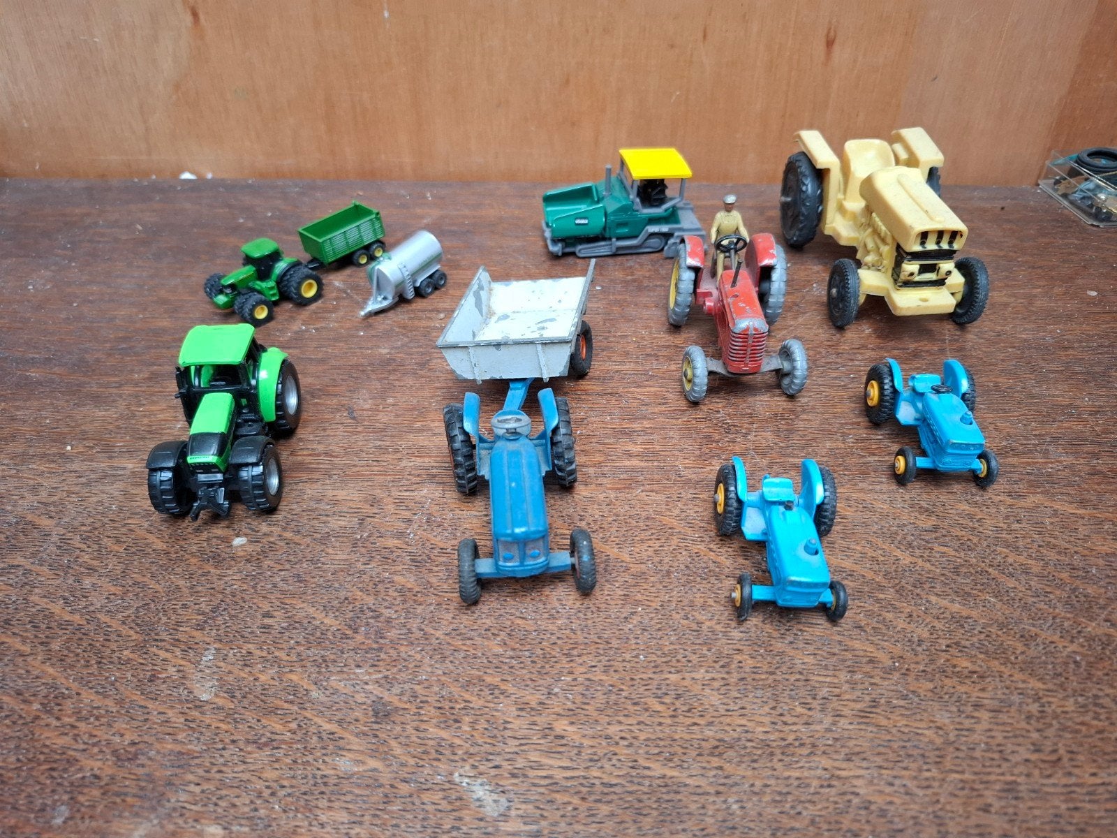 Set van diverse oldtimer trekkers en aanhangers, Ophalen of Verzenden