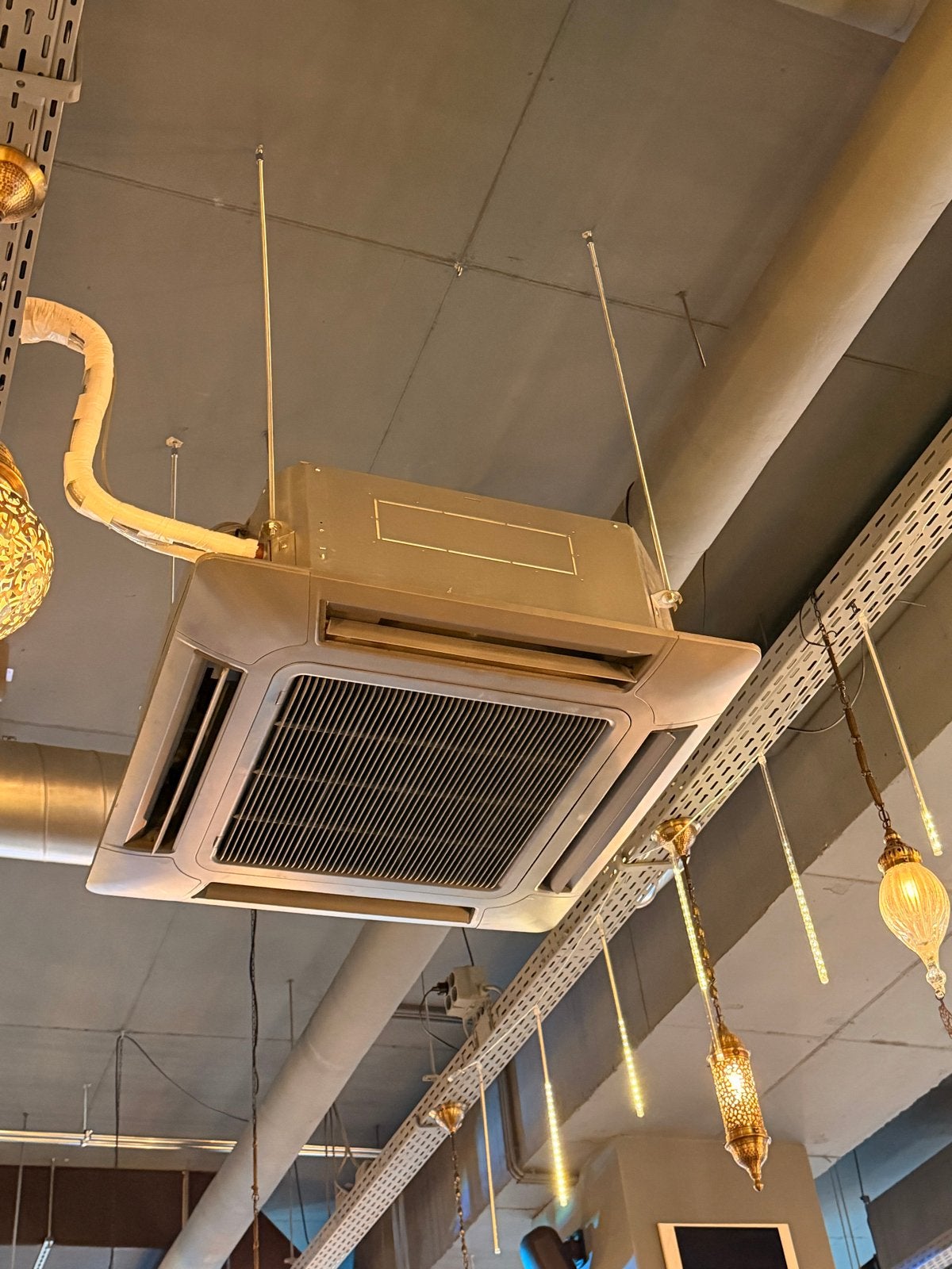 Fuji Electric Inverter Cassette Airco – Zeer goede staat, Ophalen of Verzenden, Gebruikt, Koelen en Ontvochtigen, Energieklasse A of zuiniger