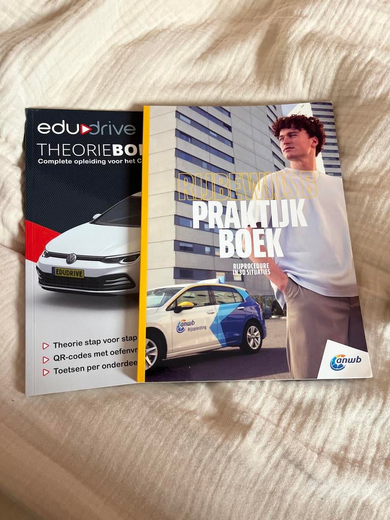 EduDrive Theorieboek en ANWB Rijbewijs Praktijkboek B, Boeken, Studieboeken en Cursussen, Nieuw, Overige niveaus, Ophalen of Verzenden