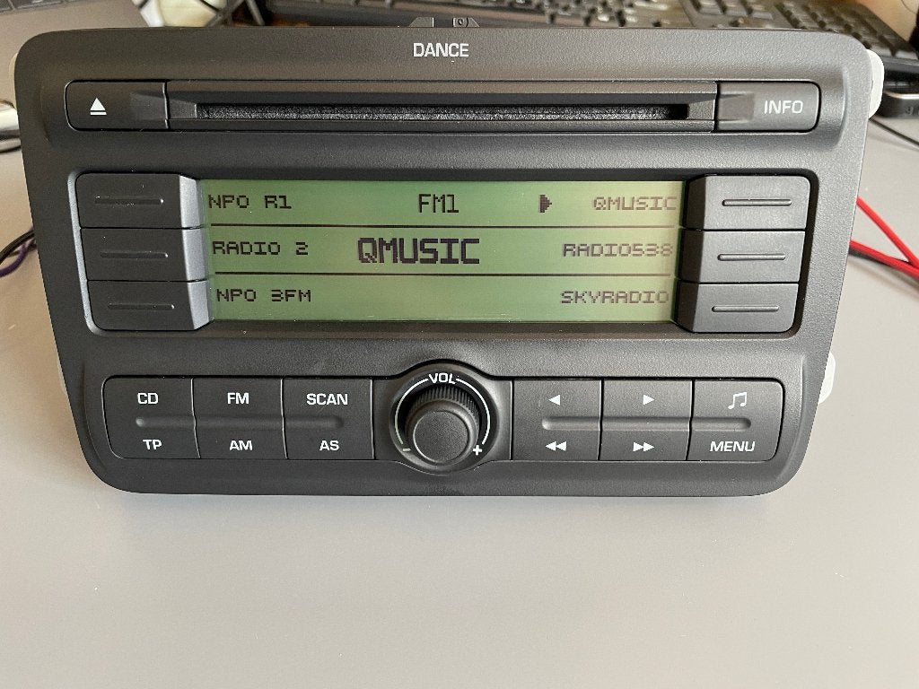 skoda dance autoradio, Ophalen of Verzenden, Zo goed als nieuw