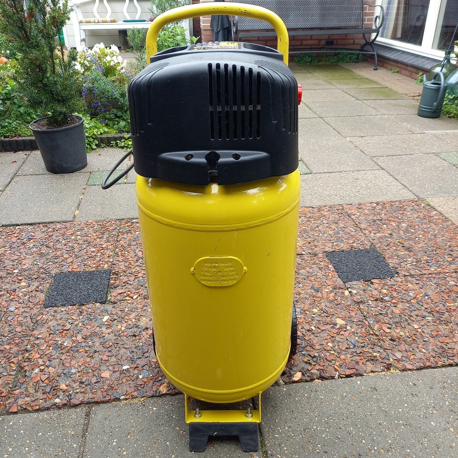 Powerplus POWX1750 Compressor 50L - Zo goed als nieuw, Ophalen, Zo goed als nieuw, 25 tot 100 liter, 200 tot 400 liter/min