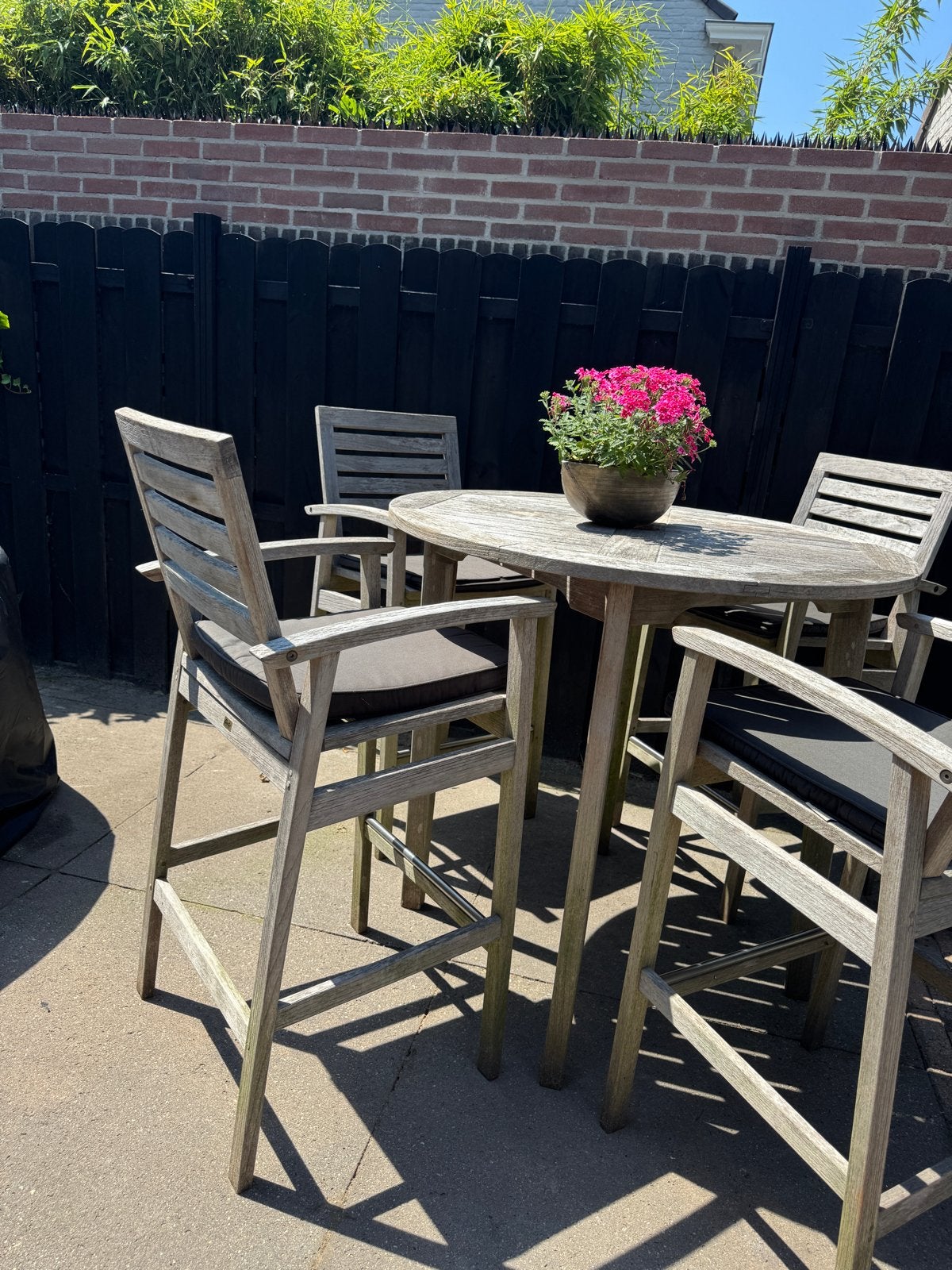 Gloster Teakhouten Bartafel met 4 Barkrukken - Tuinset, Ophalen, 4 zitplaatsen, Gebruikt, Eettafel